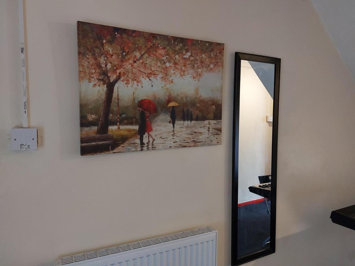 Ferienwohnung Dream Basildon Exterior foto
